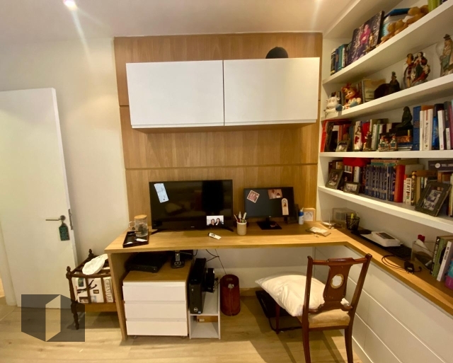 Apartamento à venda com 2 quartos, 93m² - Foto 9