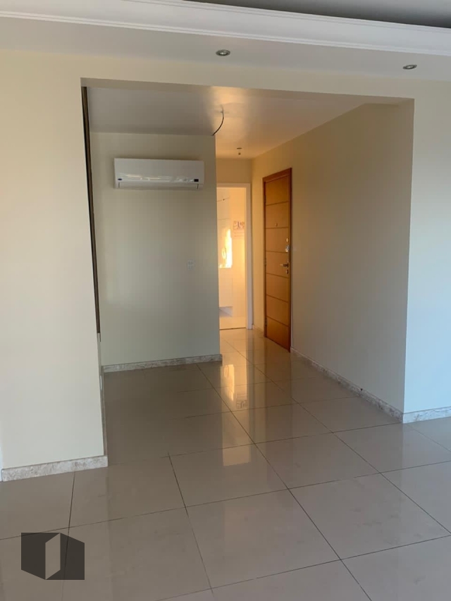 Apartamento para alugar com 2 quartos, 107m² - Foto 5