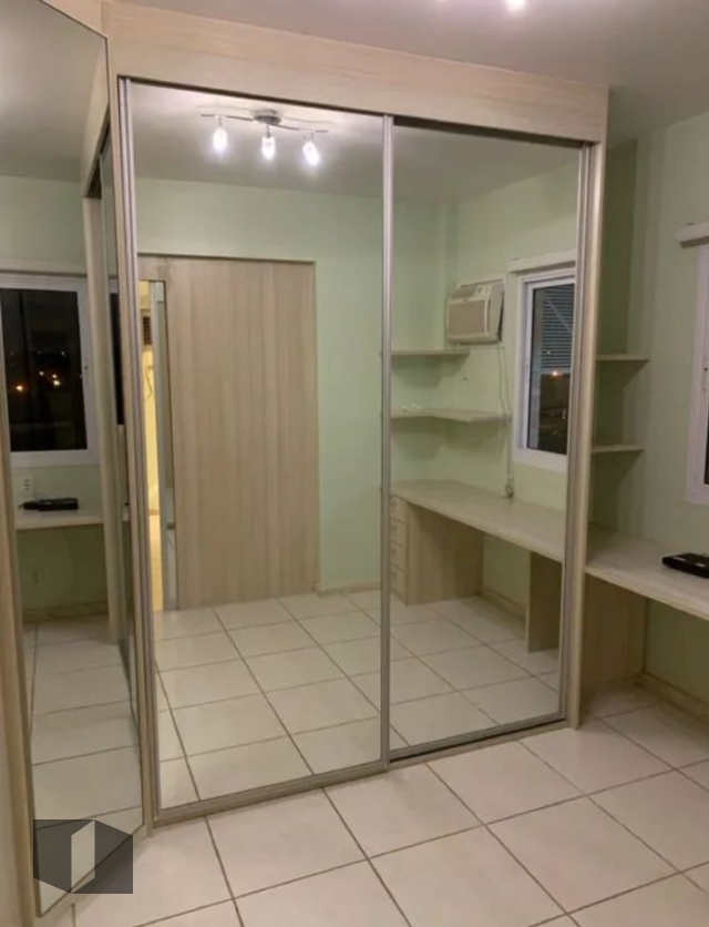 Apartamento para alugar com 2 quartos, 107m² - Foto 13