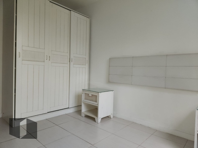 Apartamento à venda com 2 quartos, 60m² - Foto 9