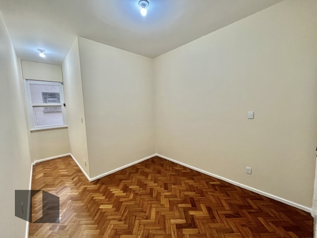 Apartamento para alugar com 3 quartos, 98m² - Foto 14