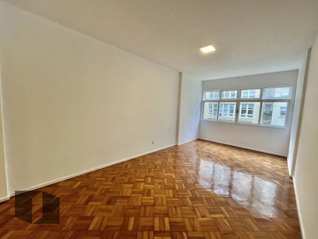 Apartamento para alugar com 3 quartos, 98m² - Foto 1