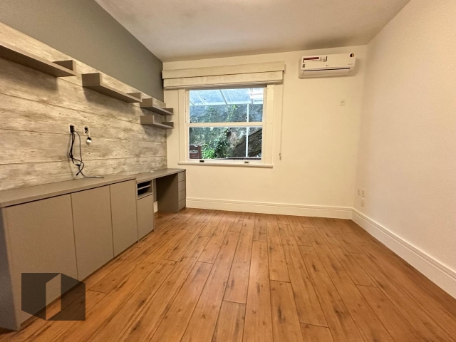 Apartamento à venda com 3 quartos, 180m² - Foto 16