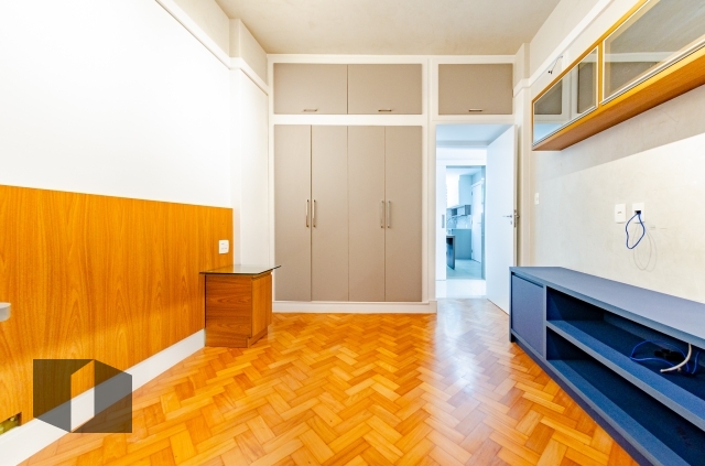 Apartamento à venda com 3 quartos, 180m² - Foto 21