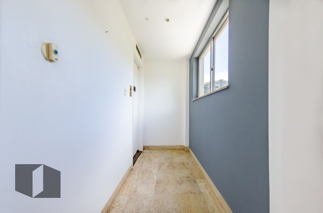 Apartamento à venda com 3 quartos, 180m² - Foto 31