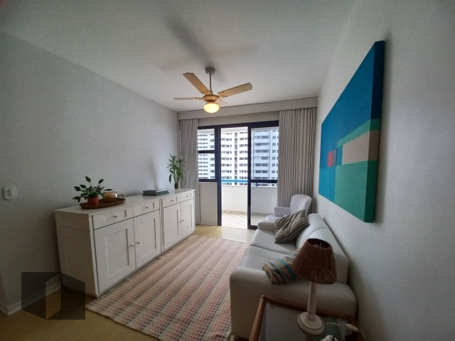 Apartamento à venda com 2 quartos, 79m² - Foto 2