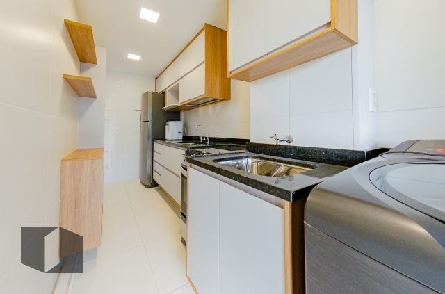 Apartamento à venda com 2 quartos, 78m² - Foto 17