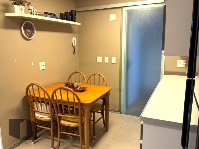 Apartamento à venda com 3 quartos, 140m² - Foto 18