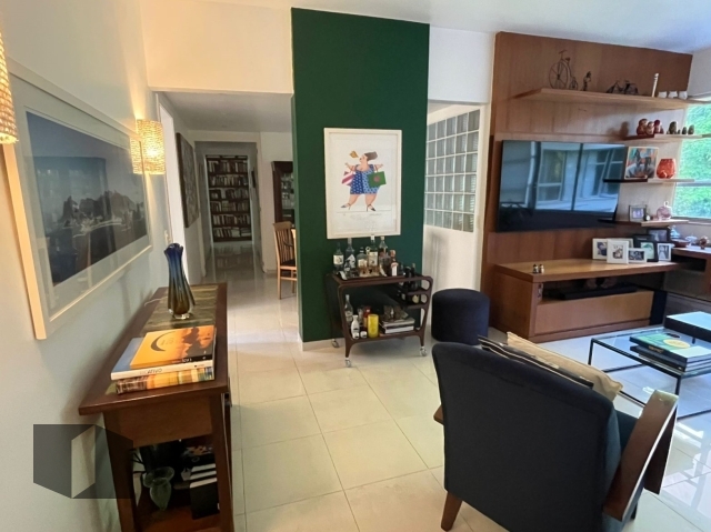 Apartamento à venda com 3 quartos, 108m² - Foto 3