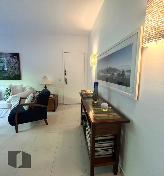 Apartamento à venda com 3 quartos, 108m² - Foto 8