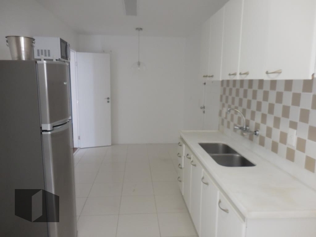 Apartamento à venda com 3 quartos, 167m² - Foto 16