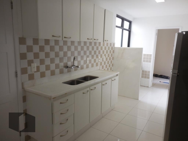 Apartamento à venda com 3 quartos, 167m² - Foto 18