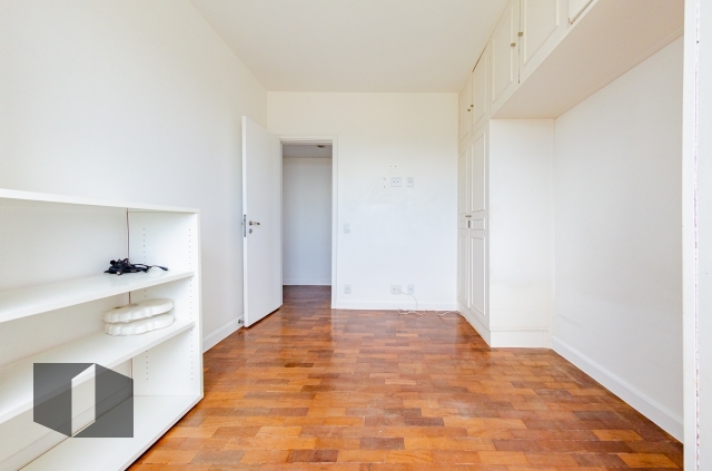 Apartamento à venda com 4 quartos, 189m² - Foto 15