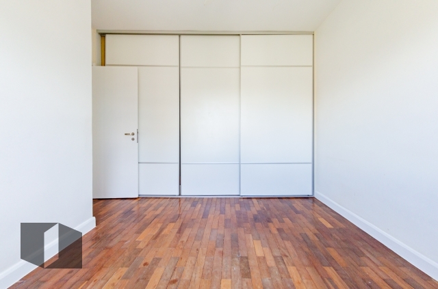 Apartamento à venda com 4 quartos, 189m² - Foto 18