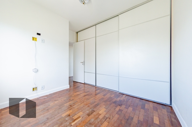 Apartamento à venda com 4 quartos, 189m² - Foto 19