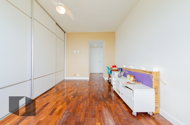 Apartamento à venda com 4 quartos, 189m² - Foto 10