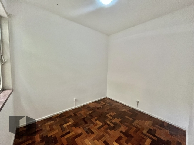 Apartamento para alugar com 2 quartos, 64m² - Foto 9