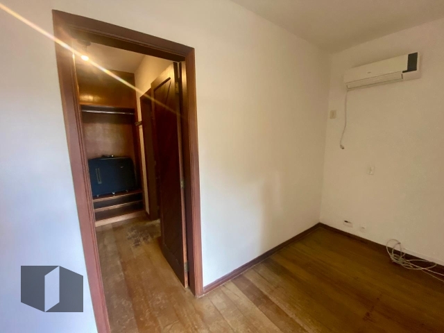 Casa à venda com 5 quartos, 395m² - Foto 10