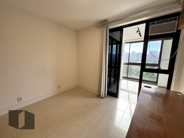 Apartamento à venda com 3 quartos, 120m² - Foto 12