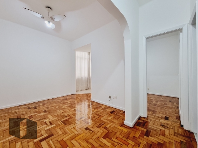 Apartamento à venda com 1 quarto, 54m² - Foto 1