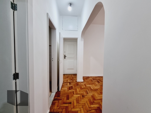 Apartamento à venda com 1 quarto, 54m² - Foto 8