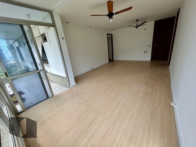 Apartamento à venda com 3 quartos, 114m² - Foto 4