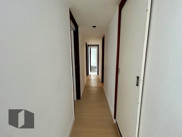 Apartamento à venda com 3 quartos, 114m² - Foto 8