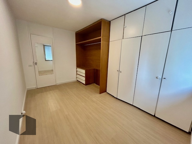 Apartamento à venda com 3 quartos, 114m² - Foto 13