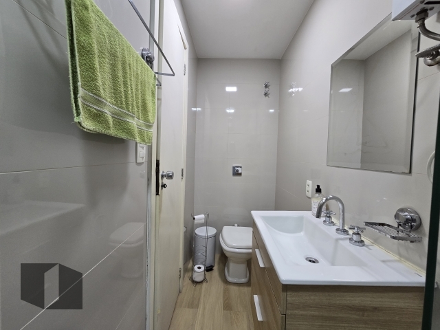 Apartamento à venda com 3 quartos, 93m² - Foto 6