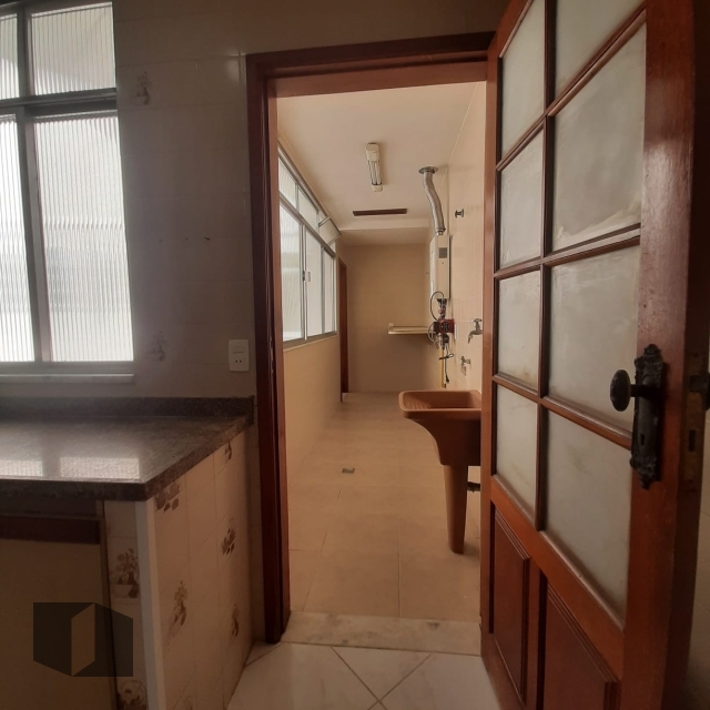 Apartamento à venda com 3 quartos, 120m² - Foto 27