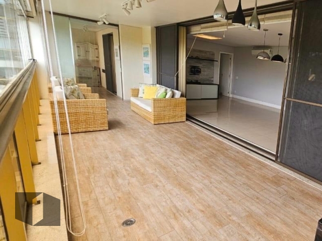 Apartamento à venda com 3 quartos, 165m² - Foto 3