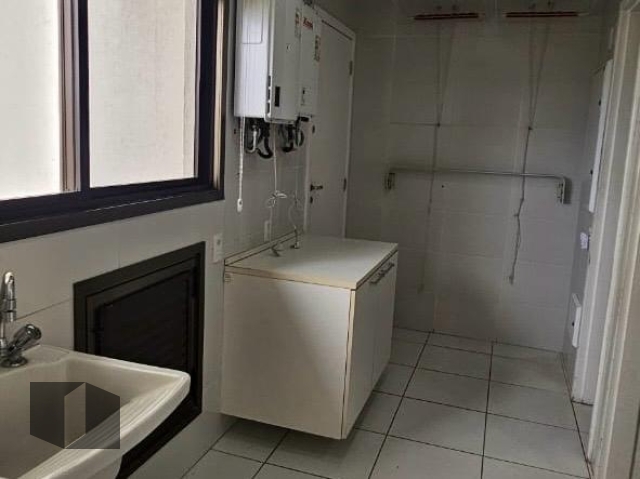 Apartamento à venda com 3 quartos, 165m² - Foto 28