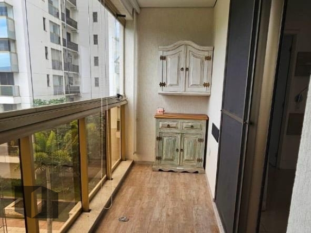 Apartamento à venda com 3 quartos, 165m² - Foto 22