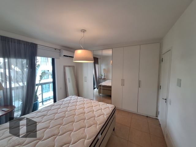 Apartamento para alugar com 2 quartos, 93m² - Foto 6