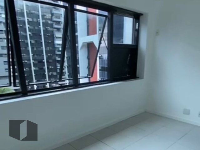 Apartamento à venda com 3 quartos, 92m² - Foto 4