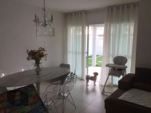 Casa à venda com 5 quartos, 180m² - Foto 4