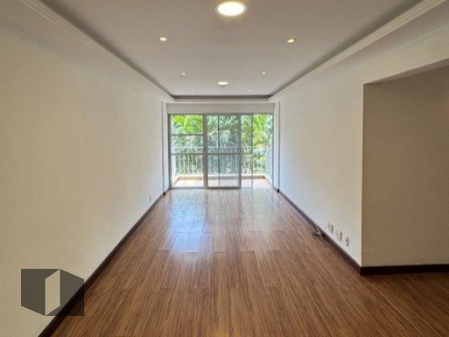 Apartamento à venda com 3 quartos, 106m² - Foto 1