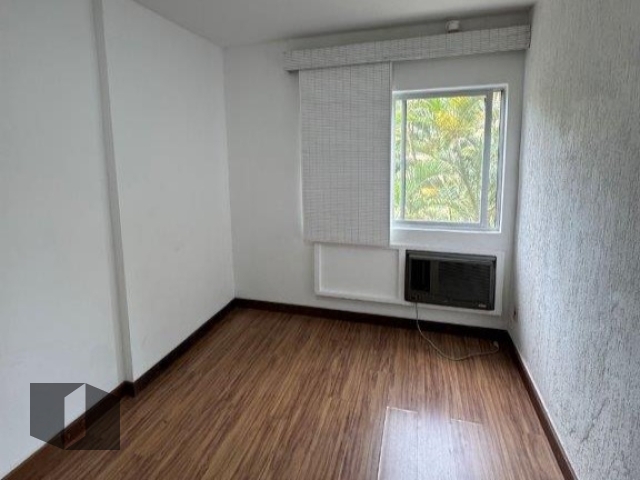 Apartamento à venda com 3 quartos, 106m² - Foto 10