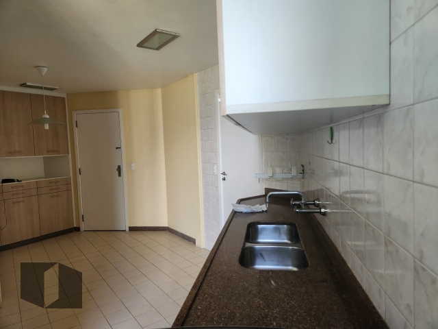 Apartamento à venda com 3 quartos, 126m² - Foto 19