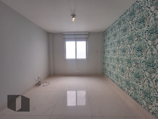 Apartamento à venda com 4 quartos, 215m² - Foto 11