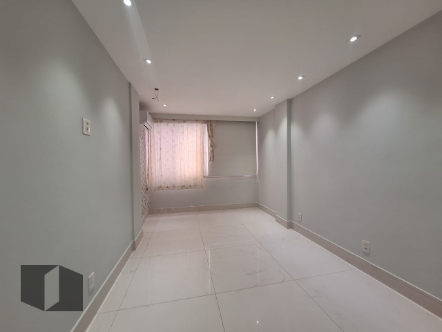 Apartamento à venda com 4 quartos, 215m² - Foto 16