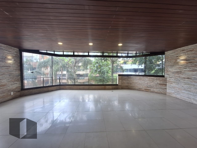 Apartamento à venda com 4 quartos, 215m² - Foto 6