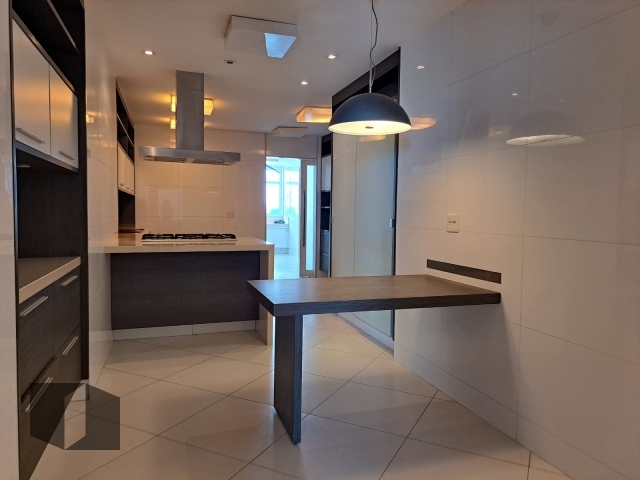 Apartamento para alugar com 4 quartos, 264m² - Foto 31