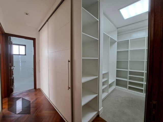 Apartamento para alugar com 4 quartos, 264m² - Foto 27