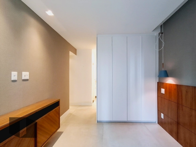 Apartamento para alugar com 3 quartos, 127m² - Foto 13