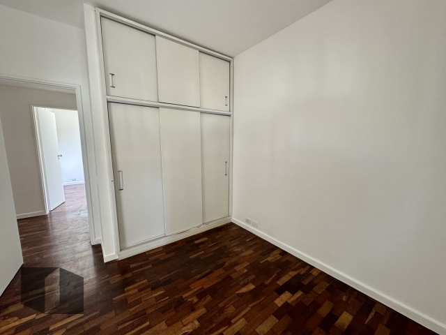 Apartamento à venda com 2 quartos, 100m² - Foto 7