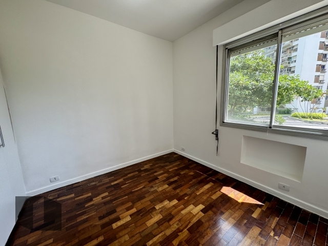 Apartamento à venda com 2 quartos, 100m² - Foto 11