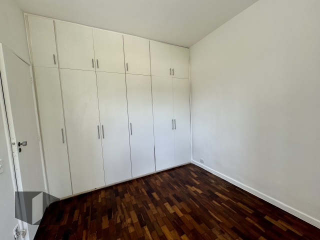 Apartamento à venda com 2 quartos, 100m² - Foto 12