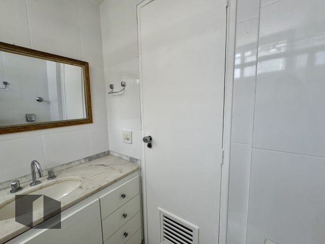 Apartamento à venda com 2 quartos, 100m² - Foto 17