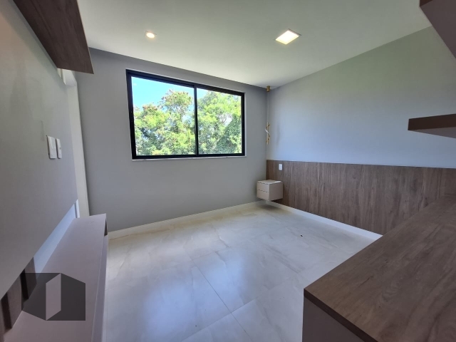 Casa à venda com 5 quartos, 358m² - Foto 10